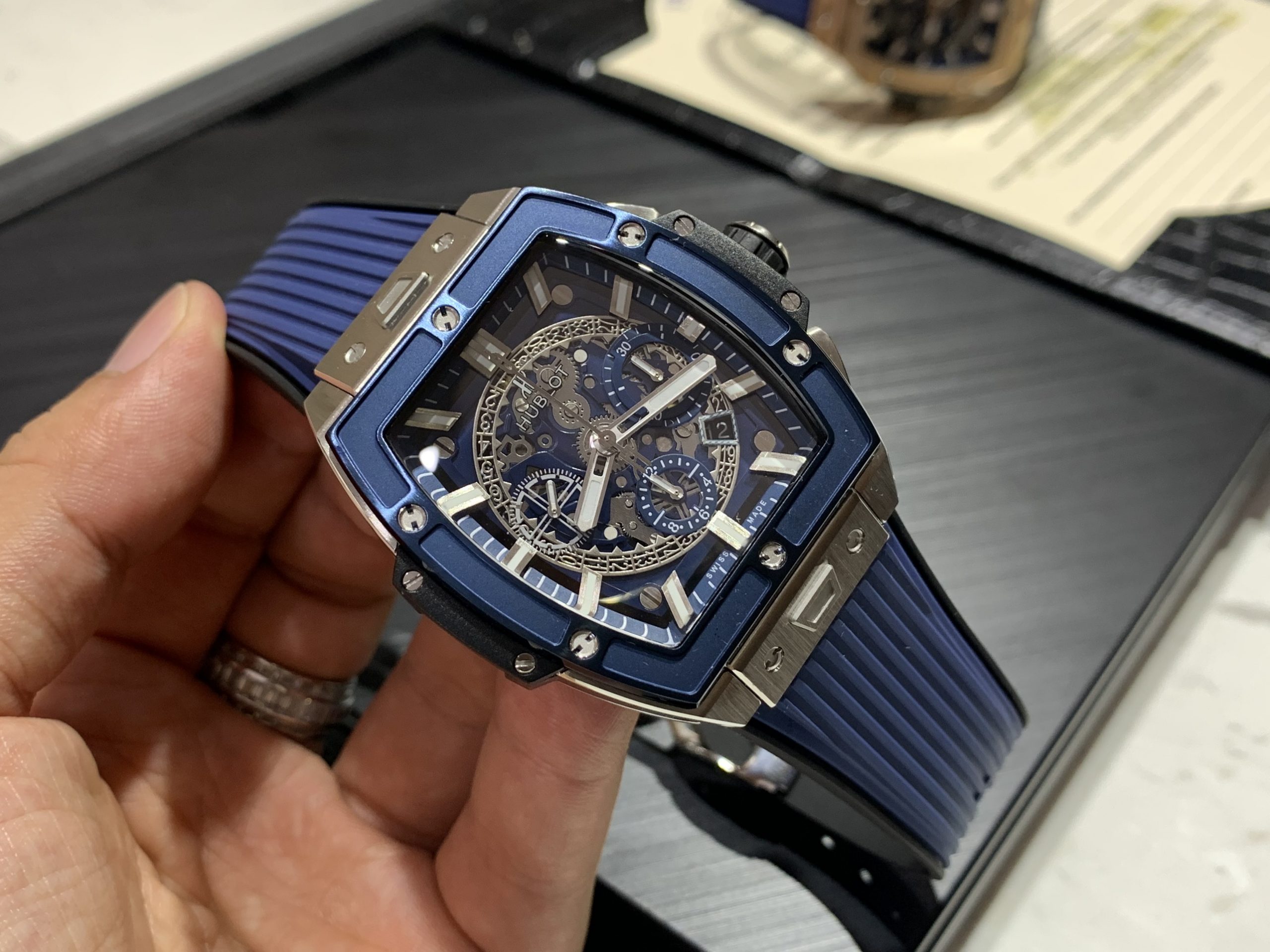 Đồng hồ Hublot Spirit of Big Bang Replica 1 1 cao cấp màu xanh dương MSF Đồng hồ Hublot Spirit of Big Bang Replica 1 1 cao cấp màu xanh dương MSF