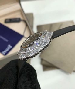 Đồng hồ nữ siêu cấp Piaget Limelight dây da màu đen đính đá 33mm