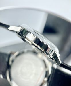 Đồng hồ cơ nam dây da đen Omega Seamaster fake cao cấp 40mm