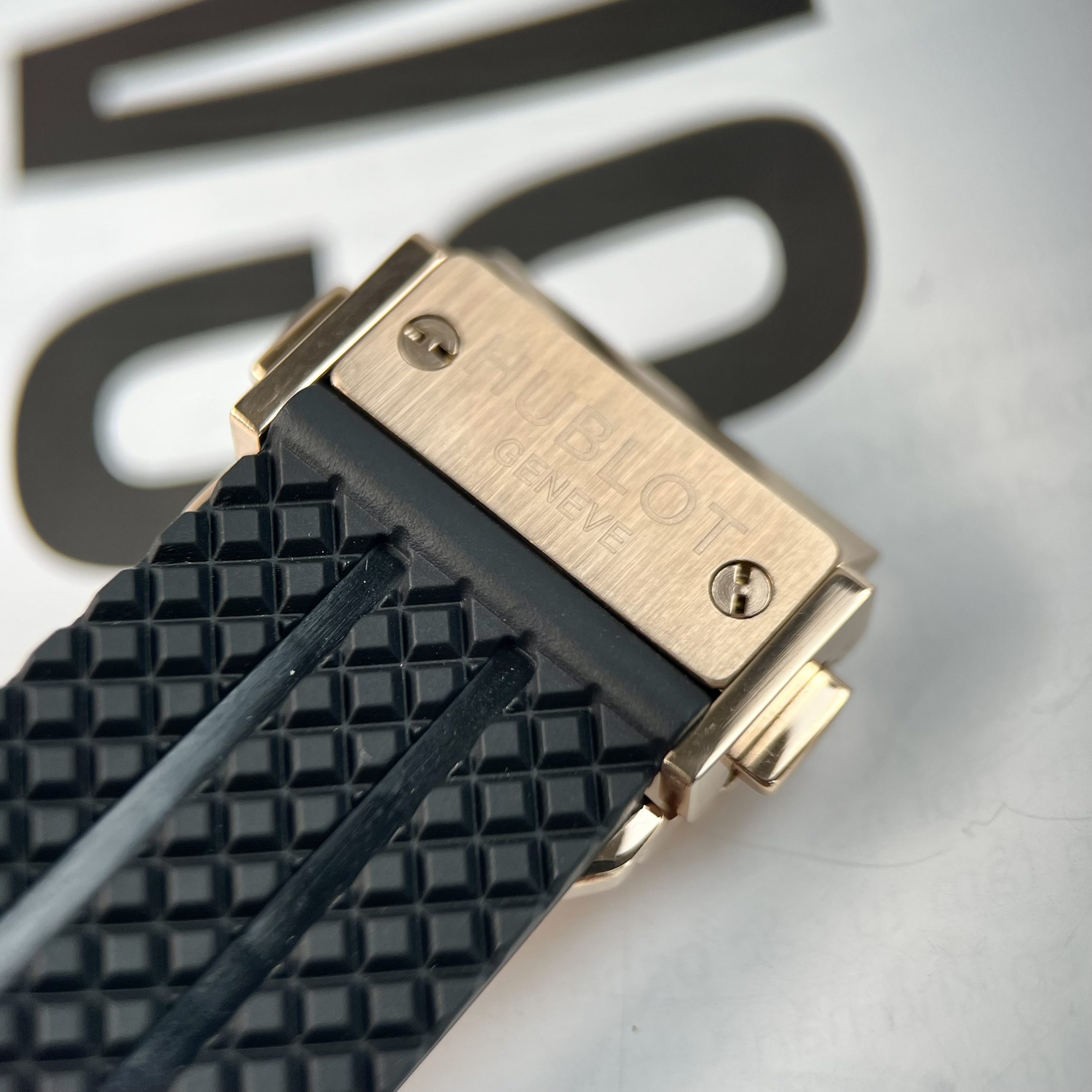 Đồng hồ Hublot Big Bang Chronograph King Gold Replica 11 41mm (6) Đồng hồ Hublot Big Bang Chronograph King Gold Replica 11 41mm (2)