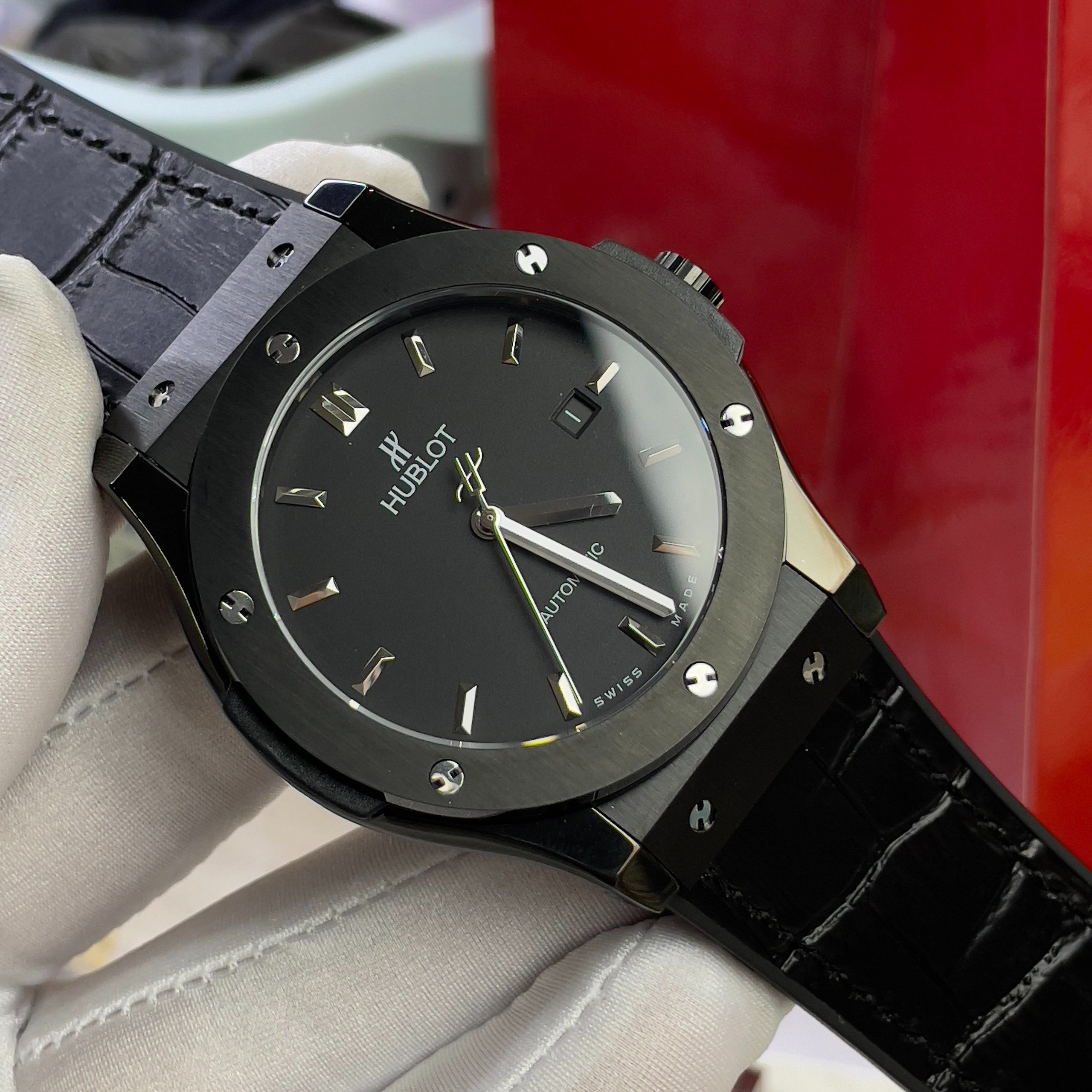 Đồng hồ Hublot Classic Fusion nam màu đen Fake giá rẻ 42mm (7) Đồng hồ Hublot Classic Fusion nam màu đen Fake giá rẻ 42mm (2)