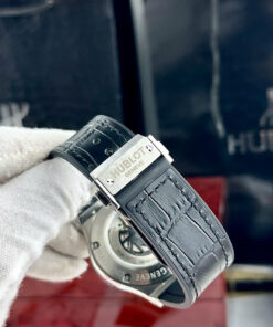 Đồng hồ Hublot nam dây da bọc cao su Hublot Classic Fusion máy cơ màu đen- Dwatch HB7