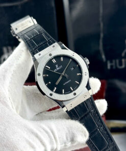 Đồng hồ Hublot nam dây da bọc cao su Hublot Classic Fusion máy cơ màu đen- Dwatch HB7