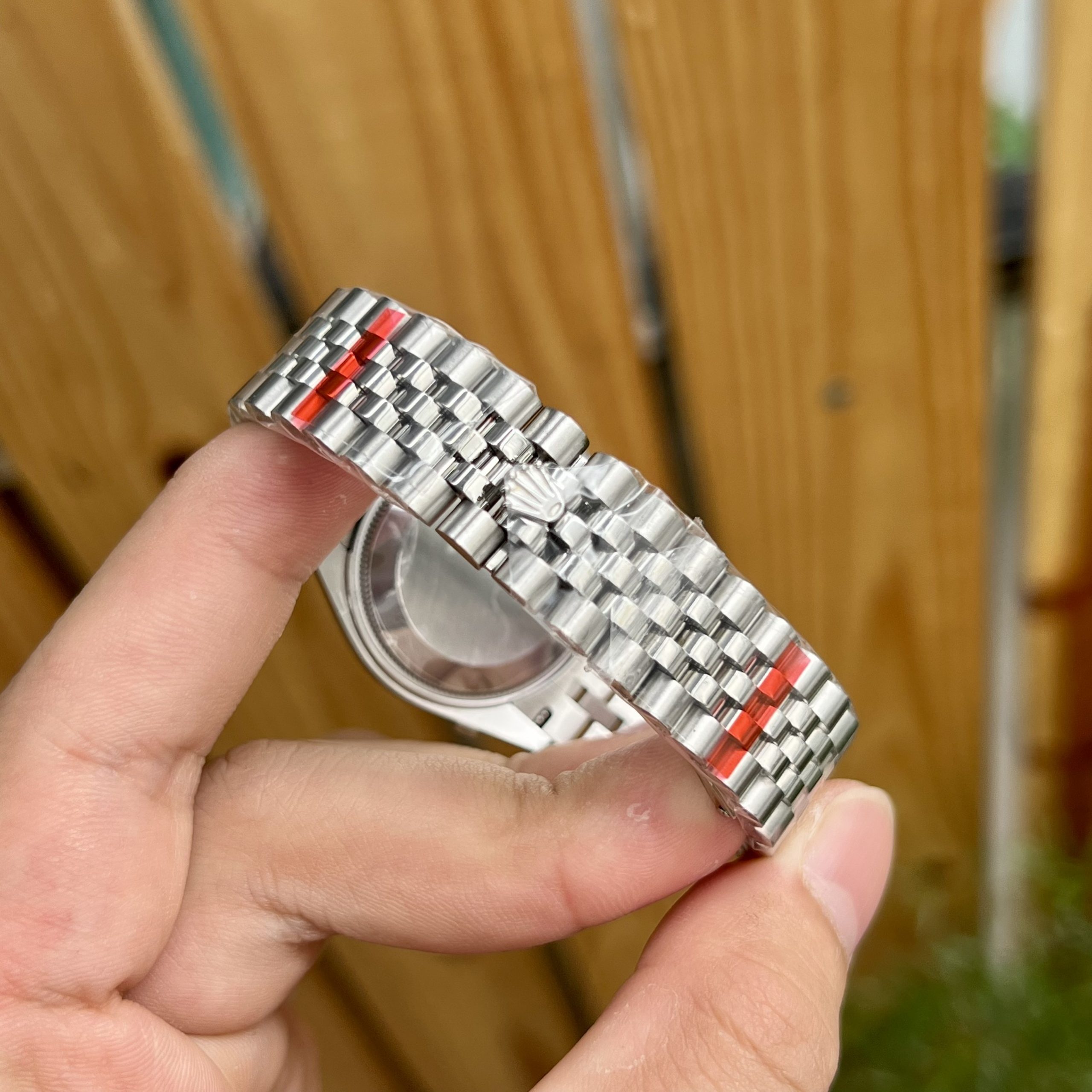 Đồng hồ Rolex DateJust nữ dial green Replica 11 EW Factory 31mm (1) Đồng hồ Rolex DateJust nữ dial green Replica 11 EW Factory 31mm (2)