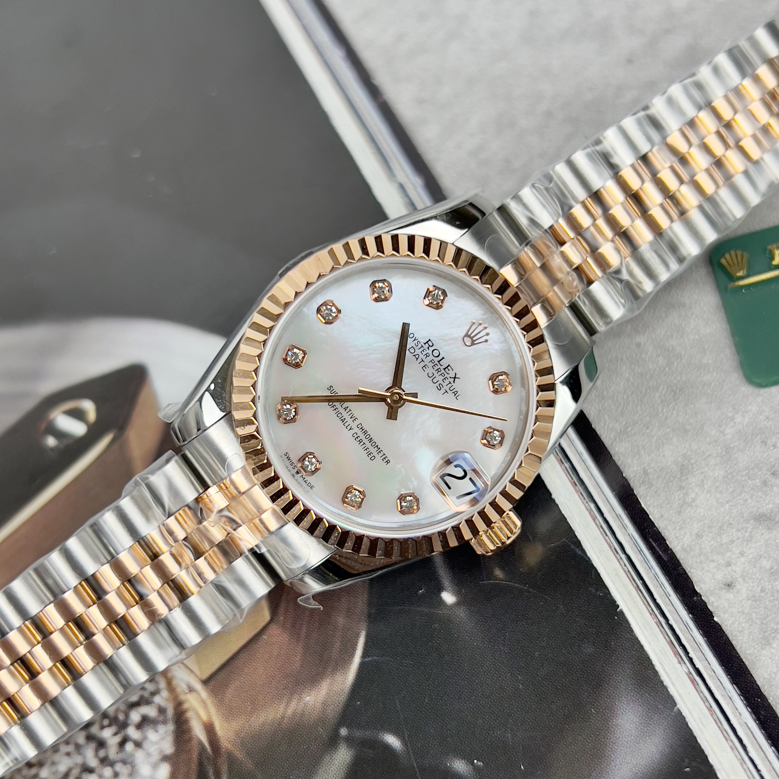 Đồng hồ Rolex DateJust nữ mặt khảm xà cừ Replica 11 EW Factory 31mm (2) Đồng hồ Rolex DateJust nữ mặt khảm xà cừ Replica 11 EW Factory 31mm (2)