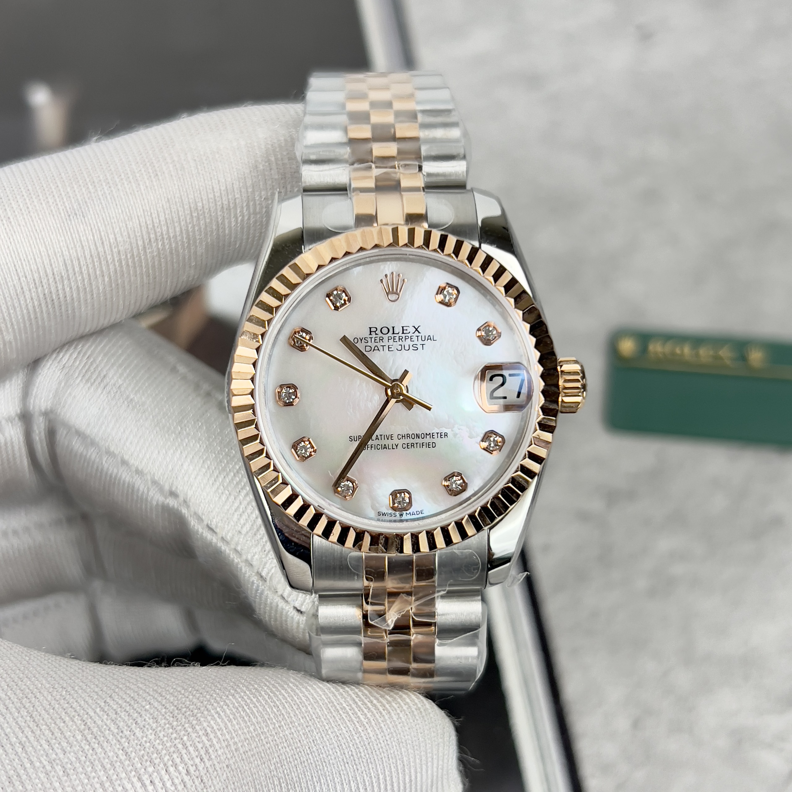Đồng hồ Rolex DateJust nữ mặt khảm xà cừ Replica 11 EW Factory 31mm (8) Đồng hồ Rolex DateJust nữ mặt khảm xà cừ Replica 11 EW Factory 31mm (2)