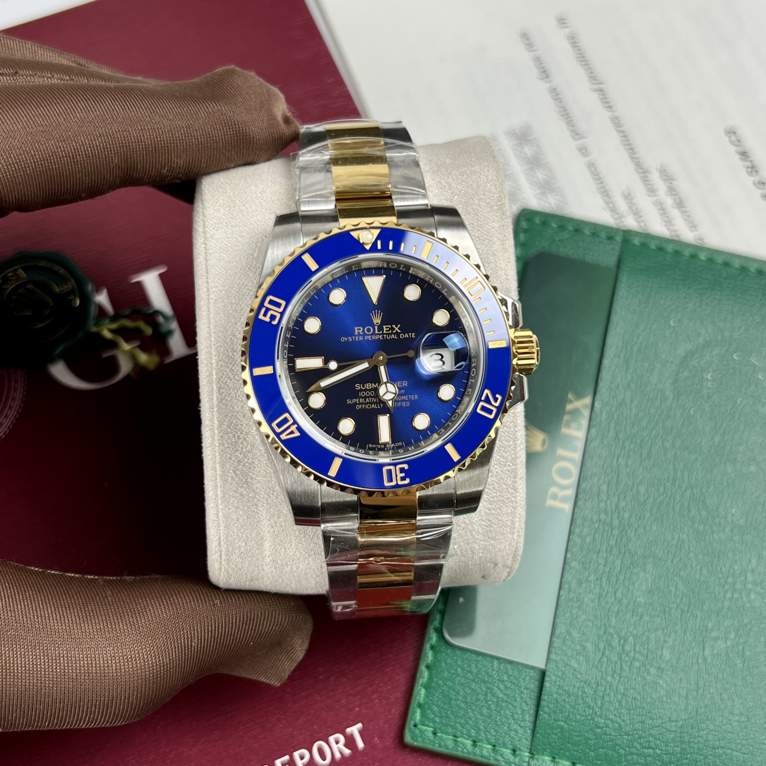 Đồng hồ Rolex Submariner Replica 11 nam mặt xanh EW Factory 40mm (1) Đồng hồ Rolex Submariner Replica 11 nam mặt xanh EW Factory 40mm (2)