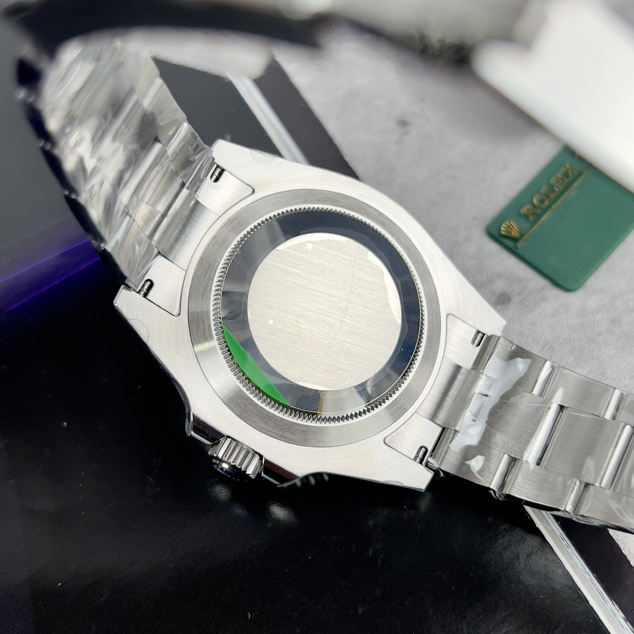 Đồng hồ Rolex Submariner nam dây kim loại EW Factory Replica 11 40mm (6) Đồng hồ Rolex Submariner nam dây kim loại EW Factory Replica 11 40mm (2)