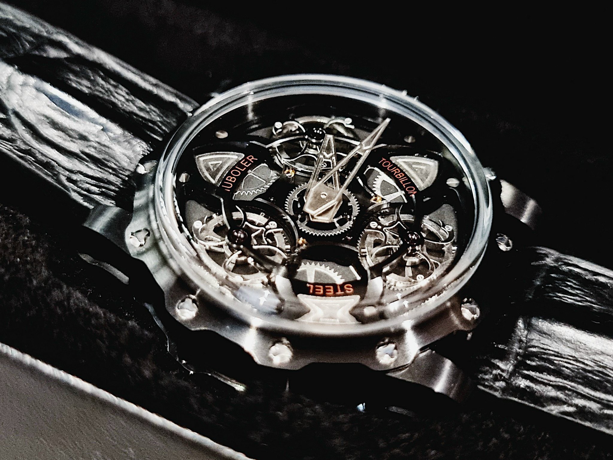 Đồng hồ chính hãng Hanboro By Huboler nam màu đen 44mm (8) Đồng hồ chính hãng Hanboro By Huboler nam màu đen 44mm (2)