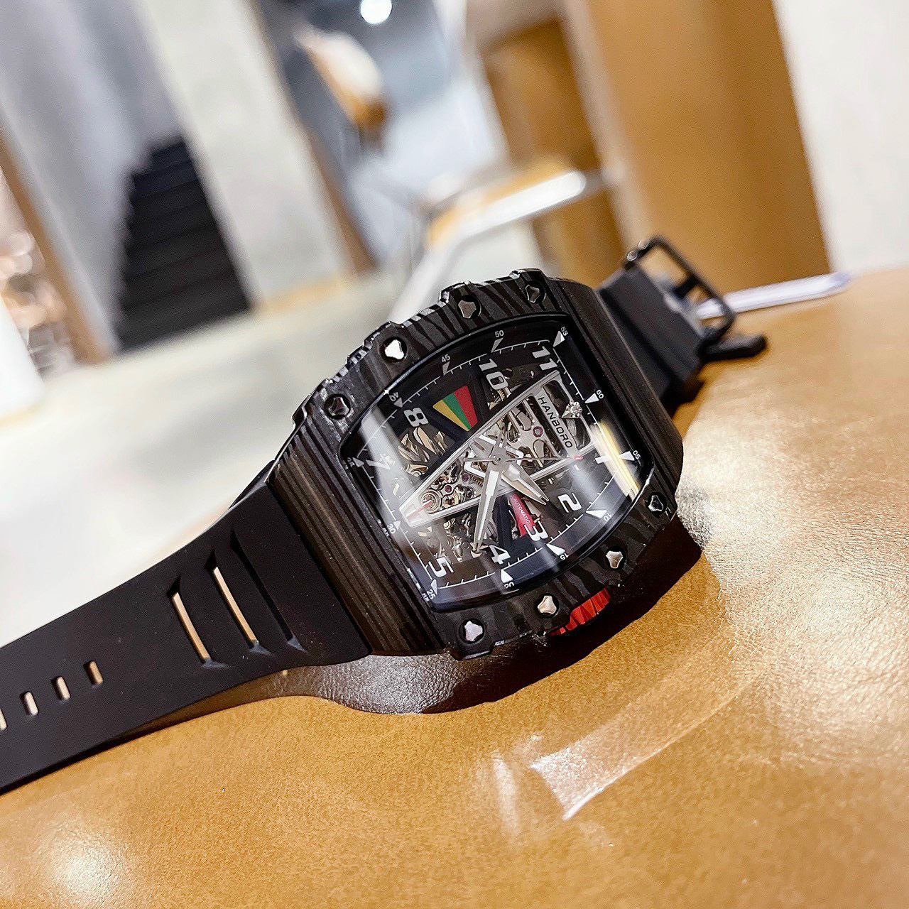 Đồng hồ chính hãng Hanboro By Huboler nam máy cơ tự động 40x48mm (3) Đồng hồ chính hãng Hanboro By Huboler nam máy cơ tự động 40x48mm (2)