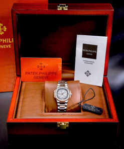 Đồng hồ đeo tay nữ đẹp Patek Philippe Nautilus demi đính đá fake cao cấp 32mm
