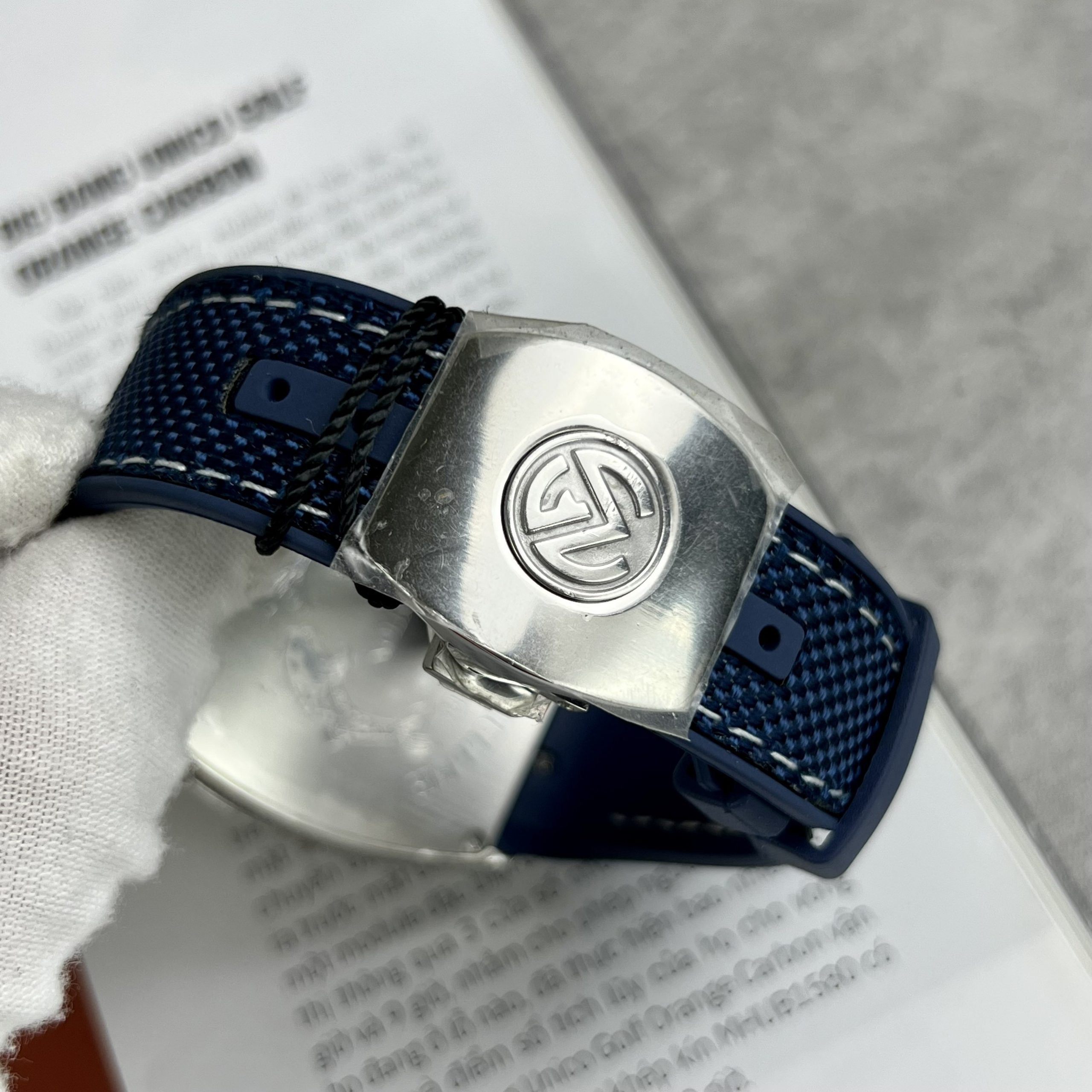 Đồng hồ nam Franck Muller V45 ABF Cá Coi Replica 11 cao cấp 45mm (5) Đồng hồ nam Franck Muller V45 ABF Cá Coi Replica 11 cao cấp 45mm (2)