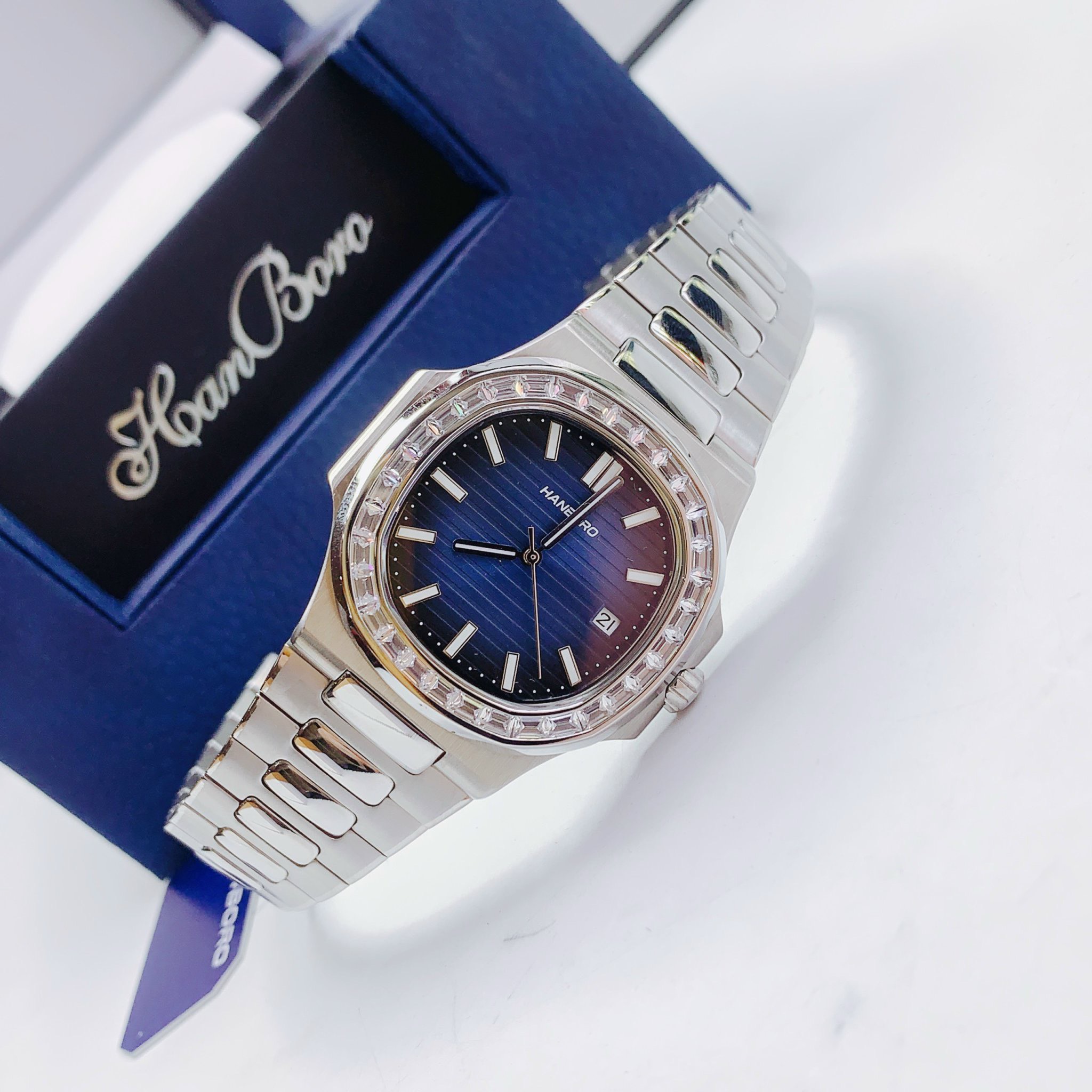 Đồng hồ nam chính hãng Hanboro dáng Patek Philippe 40mm (5) Đồng hồ nam chính hãng Hanboro dáng Patek Philippe 40mm (2)