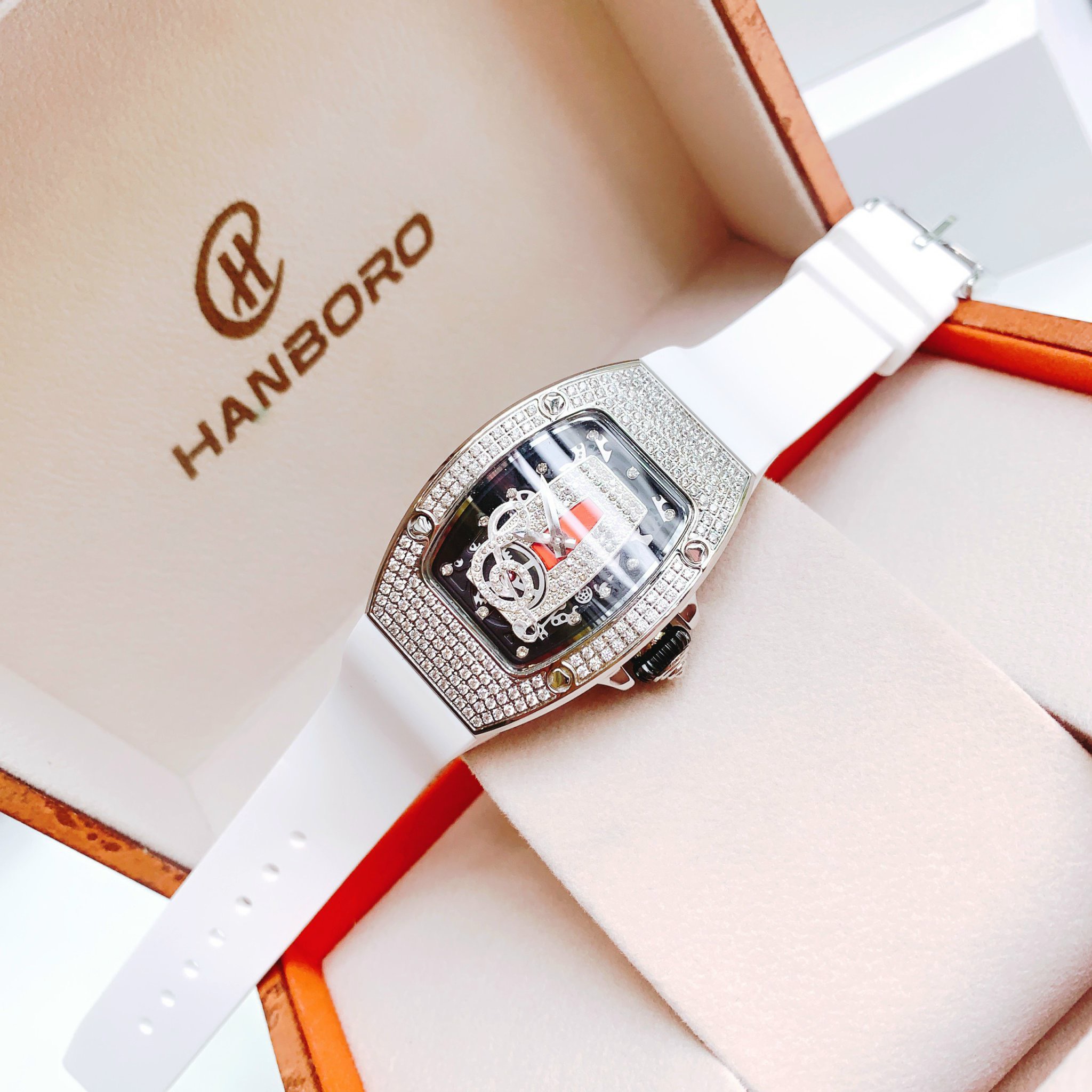 Đồng hồ nữ Hanboro chính hãng họa tiết nốt nhạc 36mm (2) Đồng hồ nữ Hanboro chính hãng họa tiết nốt nhạc 36mm (2)