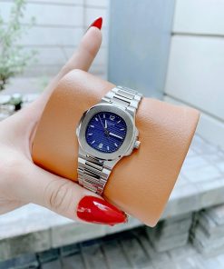 Đồng hồ nữ Patek Philippe Nautilus mặt xanh Fake giá rẻ 32mm (2)