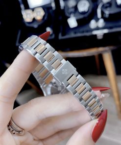 Đồng hồ Patek Philippe giá 2 triệu Nautilus nữ màu demi gold 30mm (2)