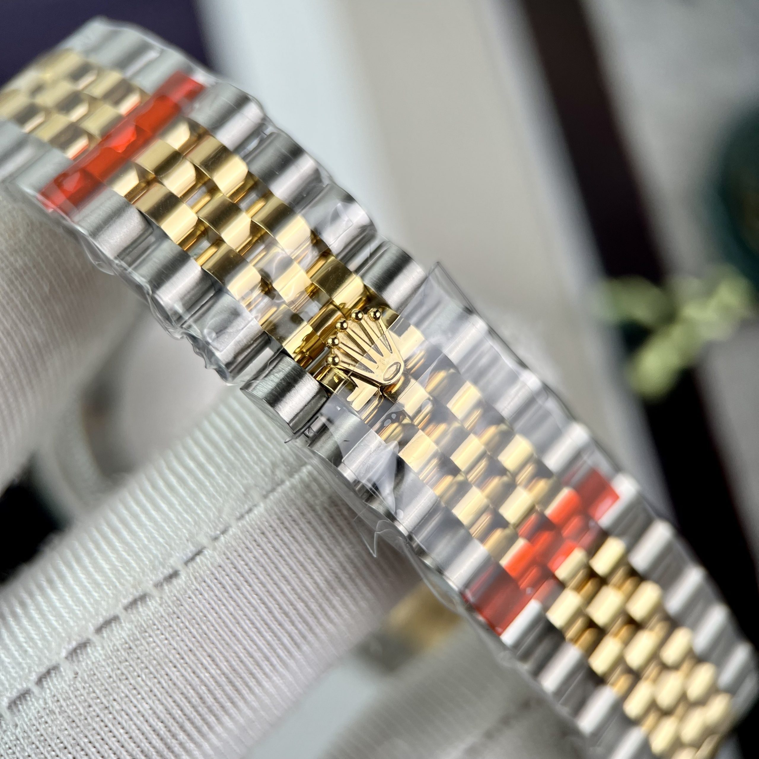 Đồng hồ Rolex DateJust Replica 11 nữ dây kim loại EW Factory 31mm (1) Đồng hồ Rolex DateJust Replica 11 nữ dây kim loại EW Factory 31mm (2)