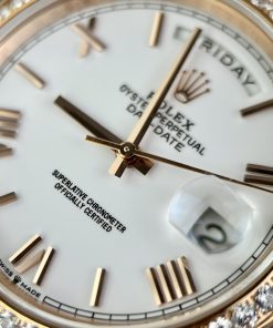 Đồng hồ Rolex Day-Date Replica 11 nam đính đá EW Factory 40mm (2)