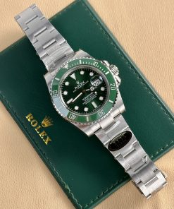 Đồng hồ Rolex Submariner Hulk màu xanh Rep 11 Thụy Sỹ Clean Factory 40mm (2)