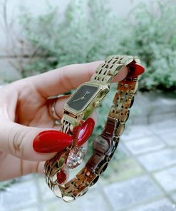 Đồng hồ nữ Chopard giá rẻ dây kim loại mạ vàng mặt vuông 30mm (1)