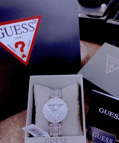 Đồng hồ nữ Guess Triangle GW0512L1 đính đá dây kim loại Like auth 36mm