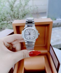 Đồng hồ nữ Patek Philippe giá rẻ dòng Nautilus dây thép trắng 32mm