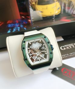 Bảo Hành 5 Năm Lỗi 1 Đổi 1 Trong 7 Ngày Hỗ Trợ Bảo Hành Sản Phẩm Trọn Đời Miễn Phí Giao Hàng Toàn Quốc Nhận Hàng Kiểm Tra Trước Khi Thanh Toán Thông số – Đồng hồ Bonest Gatti chính hãng Đường kính: 45mm Mặt kính: Sapphire nguyên khối Vỏ và khóa: Thép không gỉ Bộ máy: Automatic - Cơ tự động Dây đeo: Dây cao su cao cấp Chống nước: 5ATM