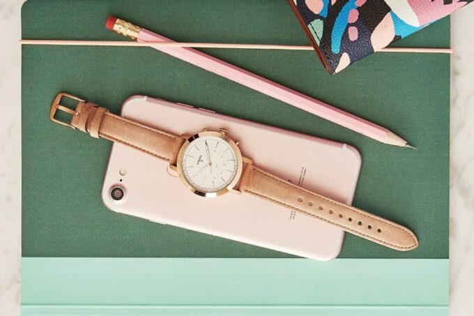 Hybrid Watch Định nghĩa và Danh sách các mẫu Hybrid Watch nổi bật (3)