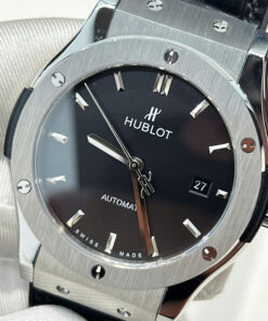 Đồng hồ Hublot nam siêu cấp máy cơ Nhật Bản ZF Hublot Classic Fusion màu đen - DWatch H01