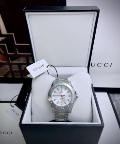 Đồng hồ nam like auth Gucci YA 136353 dây kim loại 40mm