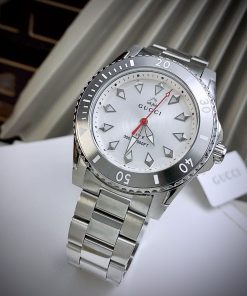 Đồng hồ nam like auth Gucci YA 136353 dây kim loại 40mm