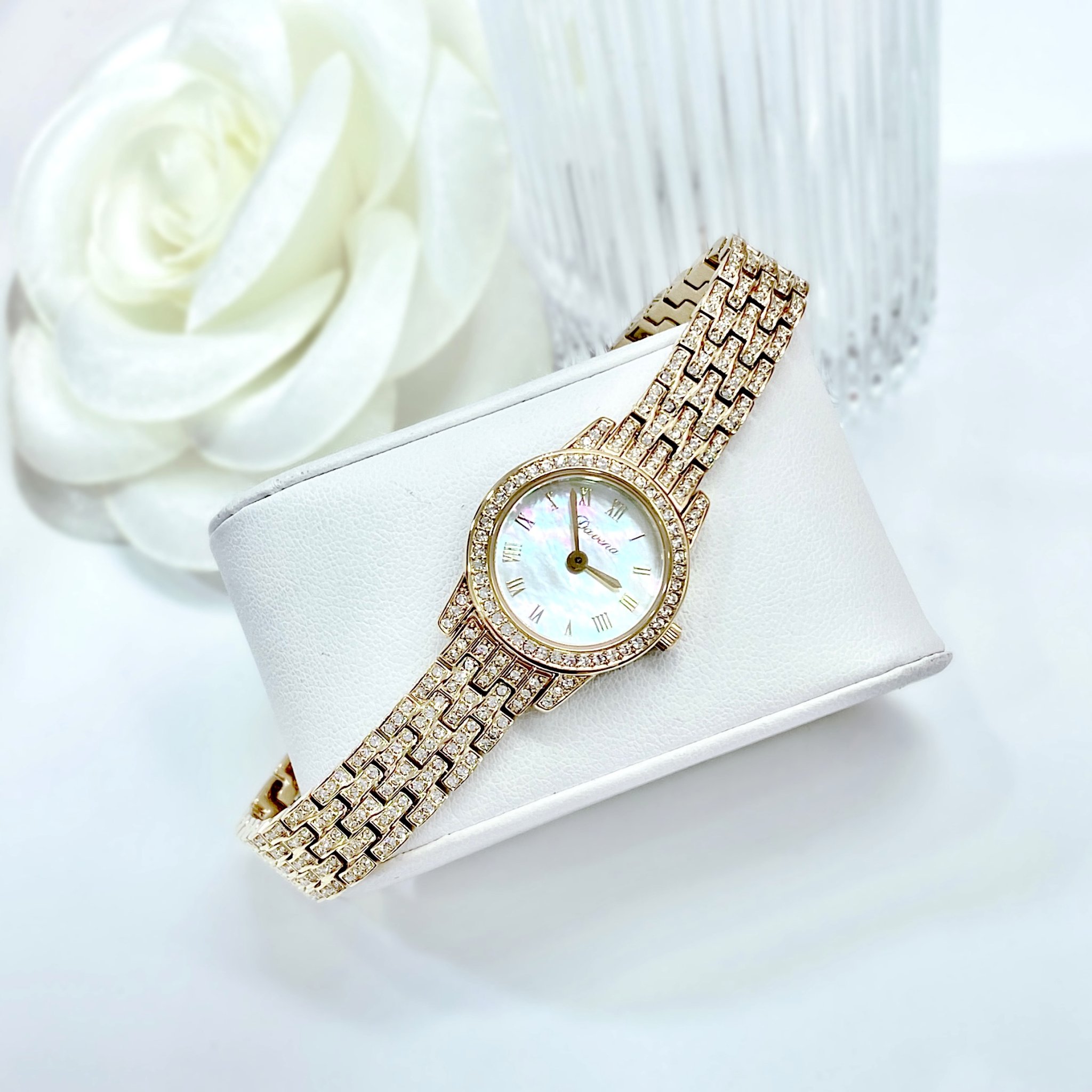 Đồng hồ Davena 61511 nữ chính hãng dây kim loại đính đá 22mm (6) Đồng hồ Davena 61511 nữ chính hãng dây kim loại đính đá 22mm