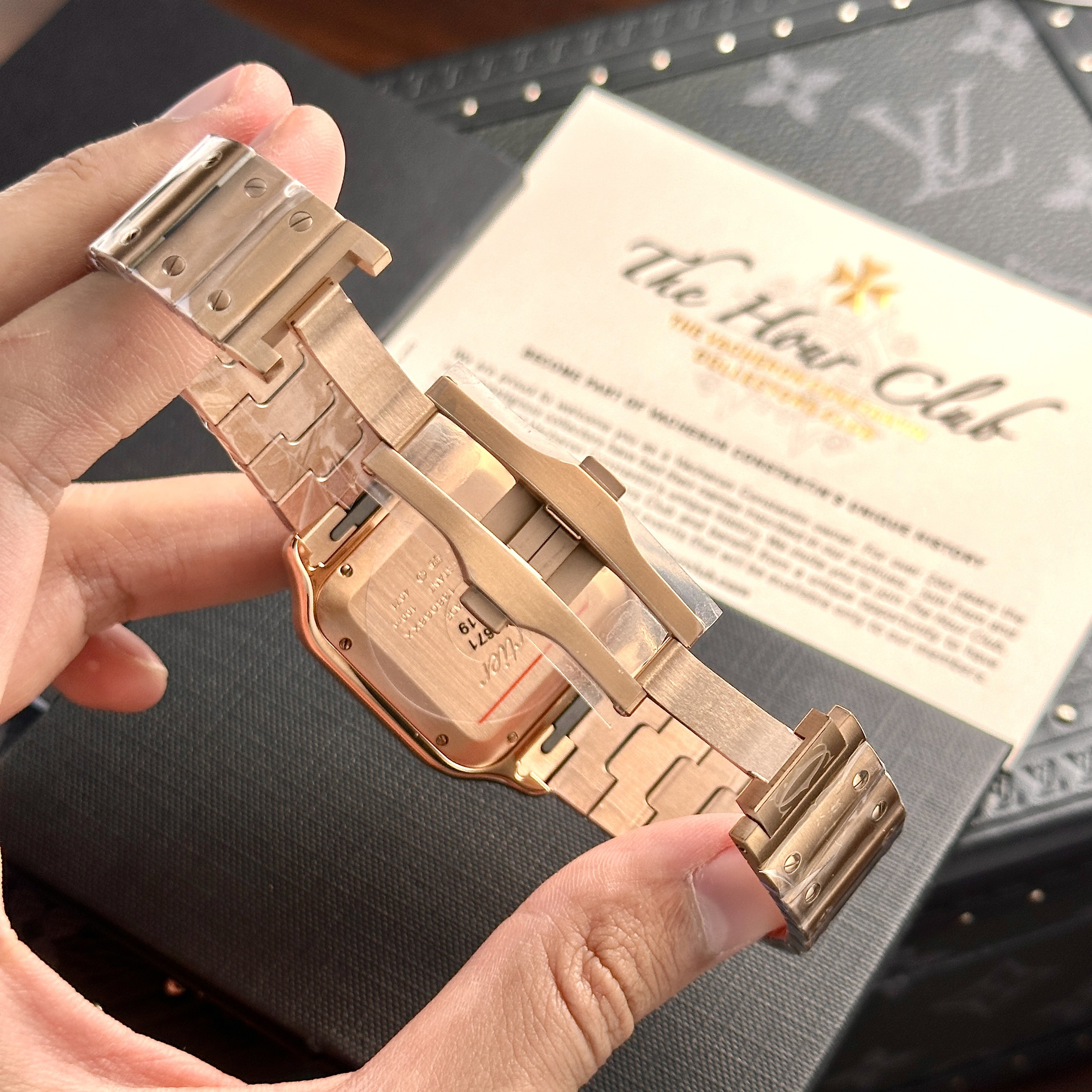 Đồng hồ Cartier Santos de Cartier Rep 11 màu vàng hồng BV Factory 39 (2) Đồng hồ Cartier Santos de Cartier Rep 11 màu vàng hồng BV Factory 39 (9)