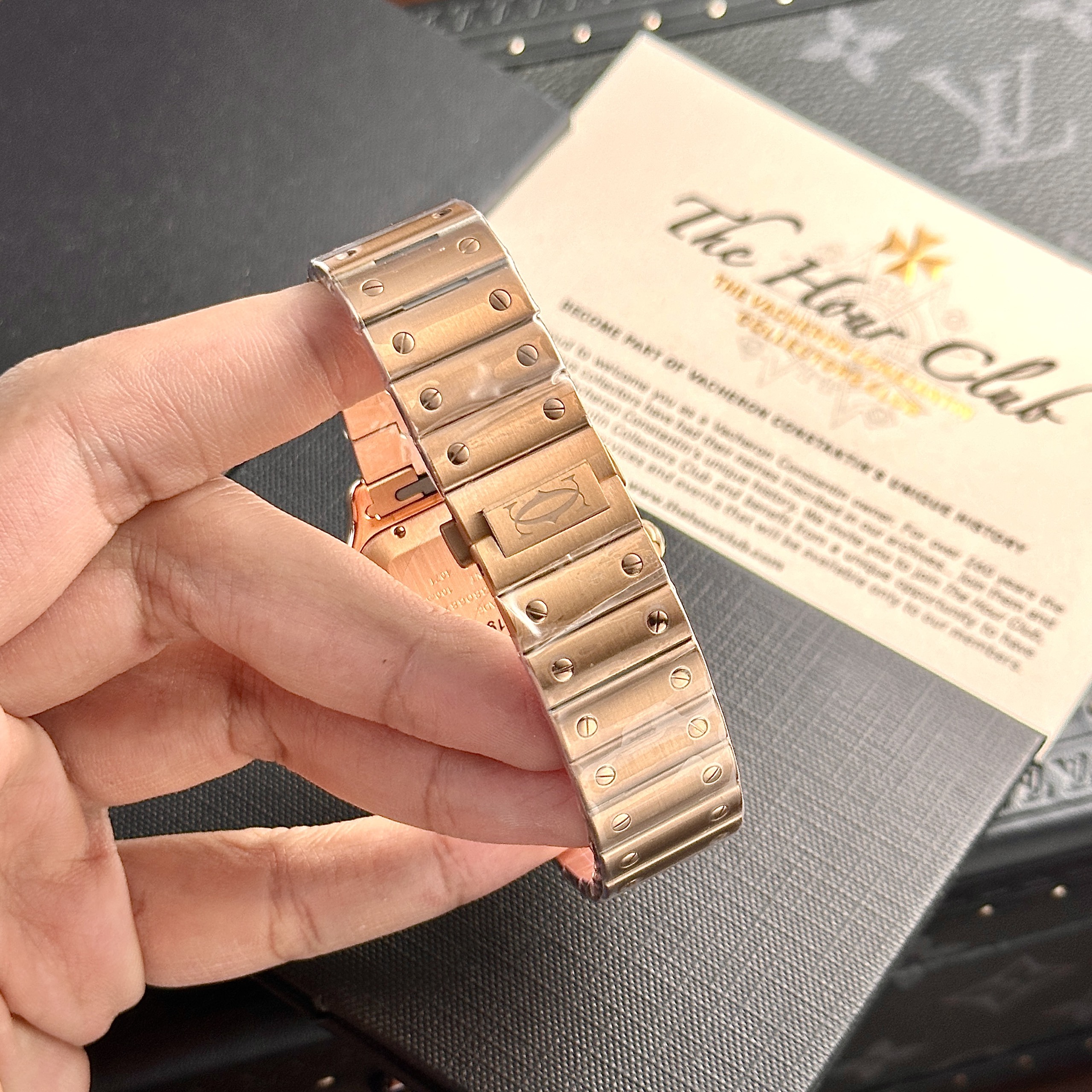 Đồng hồ Cartier Santos de Cartier Rep 11 màu vàng hồng BV Factory 39 (8) Đồng hồ Cartier Santos de Cartier Rep 11 màu vàng hồng BV Factory 39 (9)