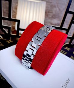 Đồng hồ Guess Chain Bracelet nữ dây kim loại W1030L3 Like auth 28mm