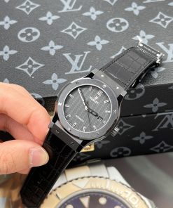 Đồng hồ Hublot chế tác Classic Fusion Ceramic mặt carbon nhà máy JJZ 42mm (2)