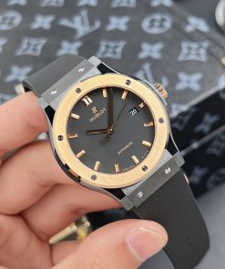 Đồng hồ Hublot chế tác Classic Fusion gốm đen demi vàng hồng JJZ 42mm (1)