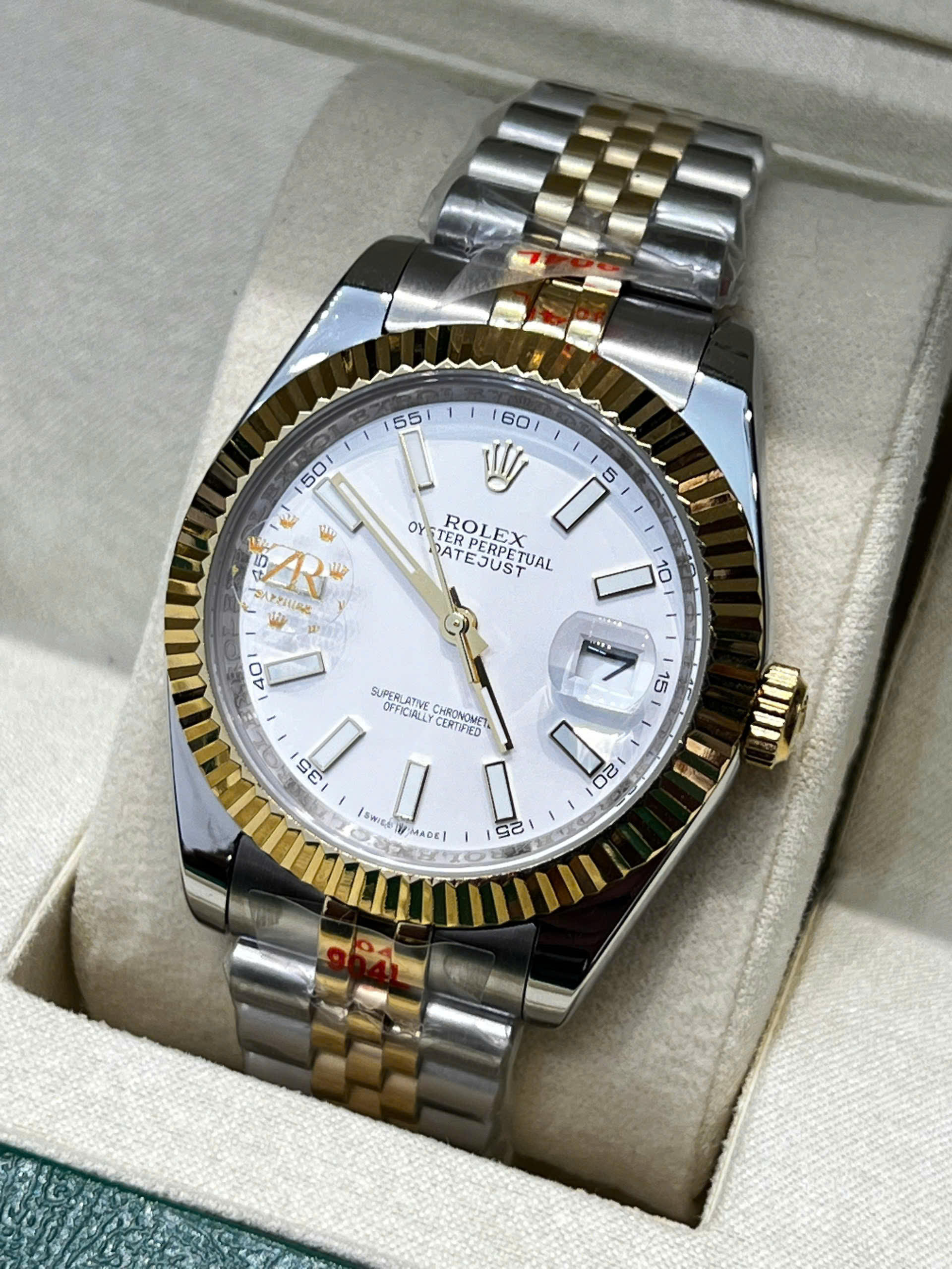 Đồng hồ Rolex DateJust nam demi cọc dạ quang máy cơ automatic bản super fake 41mm - DWatch (5) Đồng hồ Rolex DateJust nam demi cọc dạ quang máy cơ automatic bản super fake 41mm - DWatch