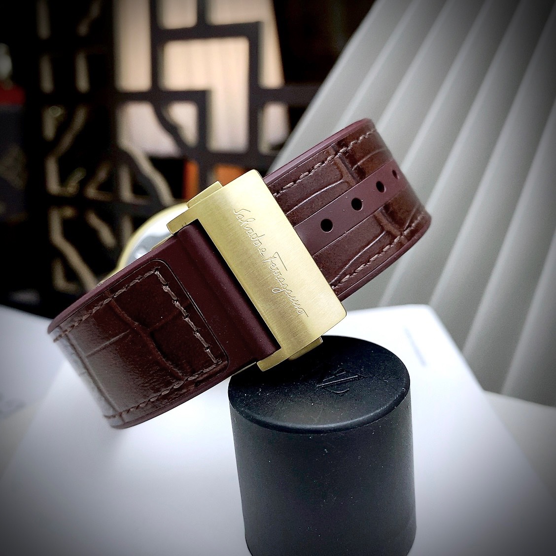 Đồng hồ Salavatore Ferragamo F-80 nam màu Vàng Gold Fake cao cấp 40mm (1) Đồng hồ Salavatore Ferragamo F-80 nam màu Vàng Gold Fake cao cấp 40mm