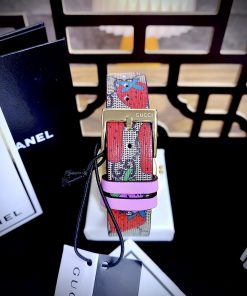 Đồng hồ Gucci G-Timeless nữ hoạ tiết hình quả dâu Like Auth 38mm