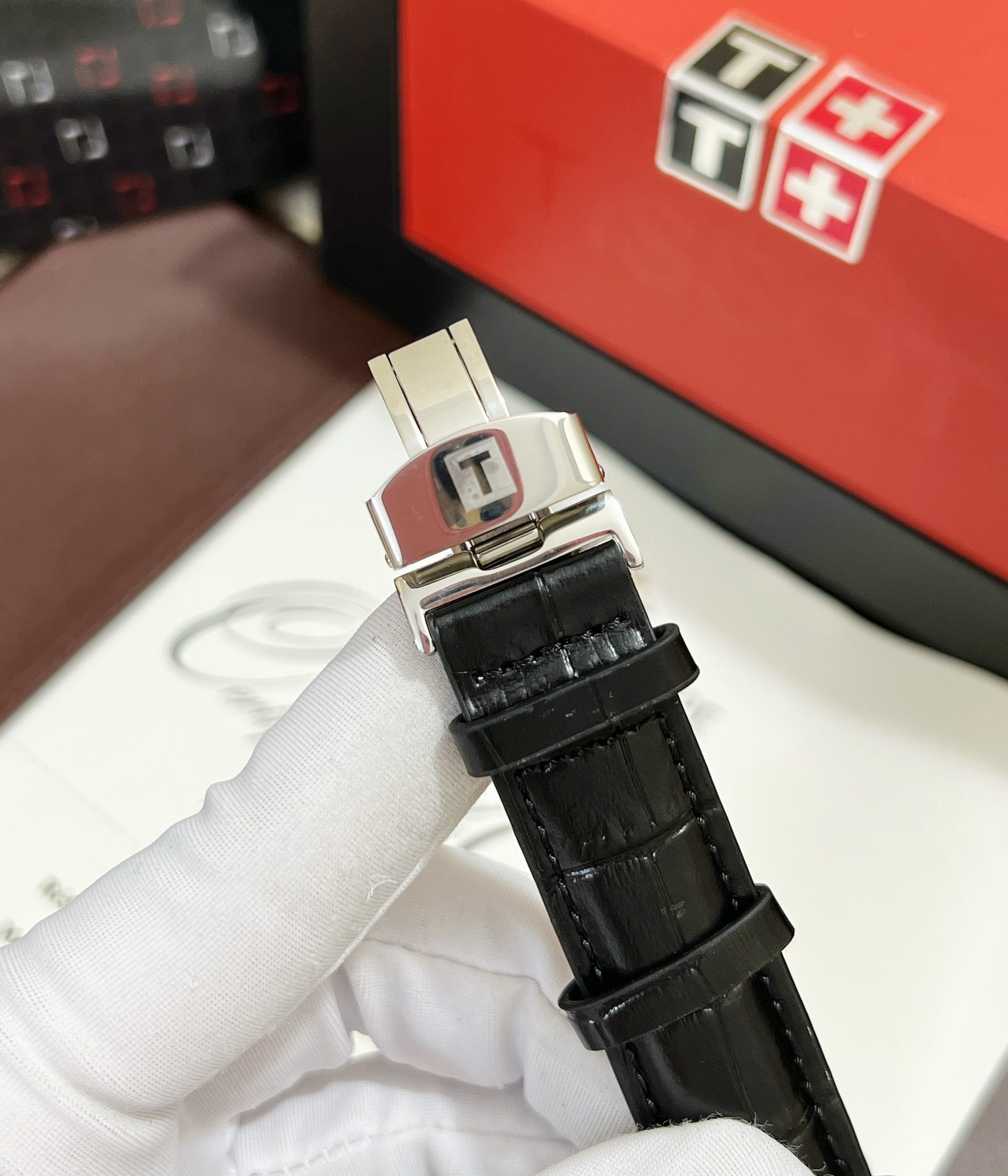 Đồng hồ Tissot 1853 nam máy cơ Nhật Fake giá rẻ 39mm (1) Đồng hồ Tissot 1853 nam máy cơ Nhật Fake giá rẻ 39mm