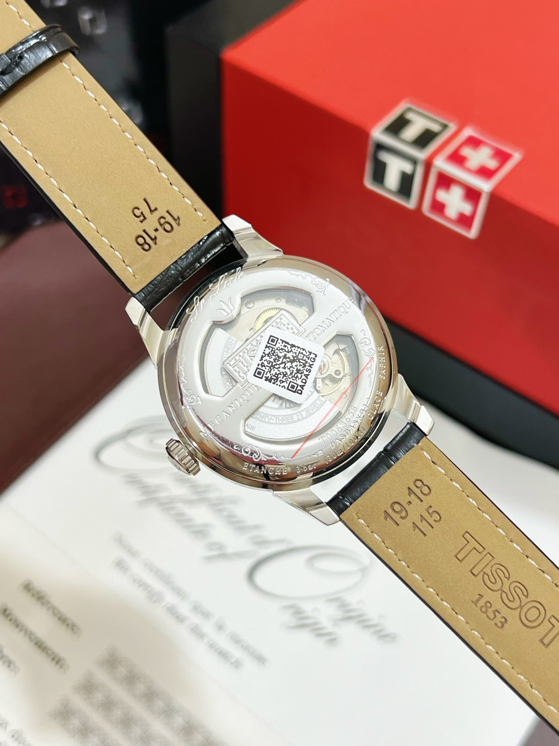 Đồng hồ Tissot 1853 nam máy cơ Nhật Fake giá rẻ 39mm (8) Đồng hồ Tissot 1853 nam máy cơ Nhật Fake giá rẻ 39mm