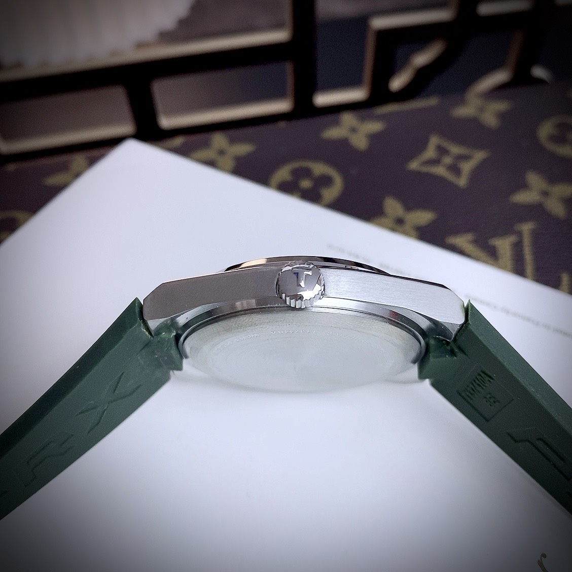 Đồng hồ Tissot PRX Rep cao cấp T80 màu xanh lá cây máy Pin (1) Đồng hồ Tissot PRX Rep cao cấp T80 màu xanh lá cây máy Pin (8)