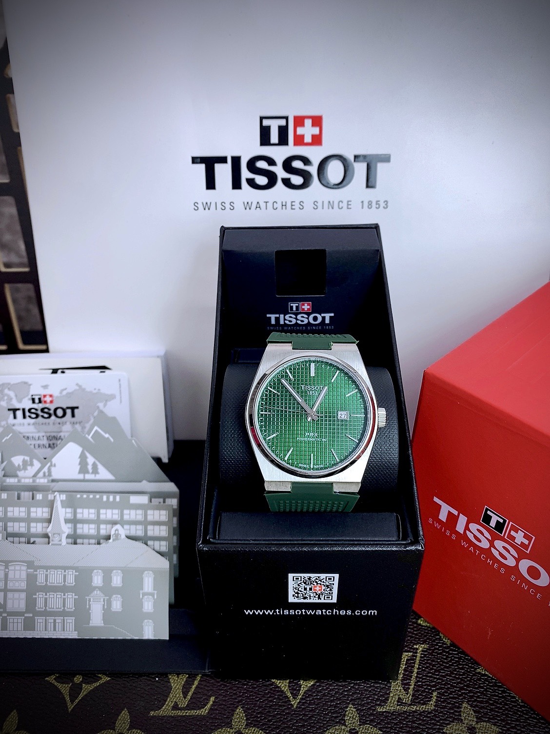 Đồng hồ Tissot PRX Rep cao cấp T80 màu xanh lá cây máy Pin (5) Đồng hồ Tissot PRX Rep cao cấp T80 màu xanh lá cây máy Pin (8)
