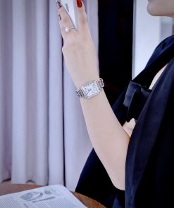 Đồng hồ Guess Chain Bracelet nữ dây kim loại W1030 Like auth (6)