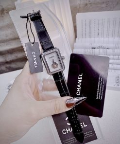Đồng hồ nữ Chanel boy's friend dây da đính đá siêu cấp 28x32mm (1)