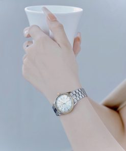 Đồng hồ Gucci nữ dây kim loại mặt trắng demi Like Auth 29mm