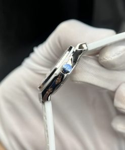 Đồng hồ Hublot nữ đính đá dây cao su màu trắng mặt xà cừ 33mm (1)