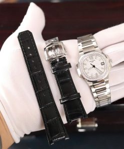 Đồng hồ Patek Philippe Nautilus 7118 Rep 11 dây kim loại máy Pin 32mm