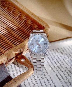 Đồng hồ Rolex Datejust nữ mặt xanh băng cọc số đính đá Fake cao cấp 32mm